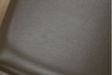 中古　美品　CONDE HOUSE(カンディハウス)　WING LUX(ウイングラックス)シリーズ　ナラ材　滑らかな曲線を描くデザインが魅力のアームチェア(定価4脚で約51万円)(ダイニングチェア、椅子、イス)(R-071066)