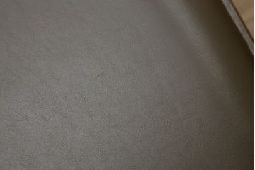 中古　美品　CONDE HOUSE(カンディハウス)　WING LUX(ウイングラックス)シリーズ　ナラ材　滑らかな曲線を描くデザインが魅力のアームチェア(定価4脚で約51万円)(ダイニングチェア、椅子、イス)(R-071066)