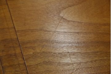 和製アンティーク　最高級!!　指物工芸家具　漆塗り　総楠(クス)材　前面玉杢　内部楠材　黒柿縁がアクセントの時代箪笥ローチェスト(ローボード、テレビ台、テレビボード、サイドボード、サイドキャビネット、リビングボード、衣装箪笥、収納箪笥)(R-071072)