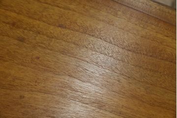 和製アンティーク　最高級!!　指物工芸家具　漆塗り　総楠(クス)材　前面玉杢　内部楠材　黒柿縁がアクセントの時代箪笥ローチェスト(ローボード、テレビ台、テレビボード、サイドボード、サイドキャビネット、リビングボード、衣装箪笥、収納箪笥)(R-071072)