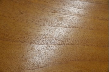 和製アンティーク　最高級!!　指物工芸家具　漆塗り　総楠(クス)材　前面玉杢　内部楠材　黒柿縁がアクセントの時代箪笥　(R-071131)