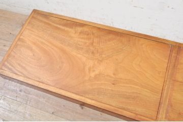 和製アンティーク　最高級!!　指物工芸家具　漆塗り　総楠(クス)材　前面玉杢　大振りなサイズのシンプルな飾り台(台輪、置き床)(R-071132)