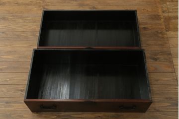 和製アンティーク　上手物!!　内部黒漆塗り　前面欅(ケヤキ)材　ぶ厚い金具の仙台箪笥(和箪笥、時代箪笥、整理箪笥、収納箪笥、引き出し)(R-071135)