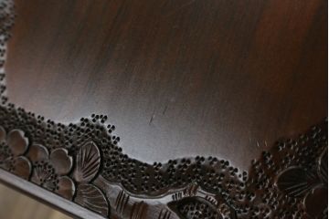 中古　美品　軽井沢彫り　桜の彫りが華やかな座卓(ローテーブル、センターテーブル、リビングテーブル)(R-071138)