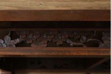 中古　美品　軽井沢彫り　桜の彫りが華やかな座卓(ローテーブル、センターテーブル、リビングテーブル)(R-071138)