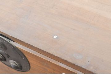 和製アンティーク　前面桐材　立派な金具が目を惹く二本松箪笥ローチェスト(テレビ台、収納タンス、衣装箪笥、和たんす、時代箪笥、引き出し)(R-071142)