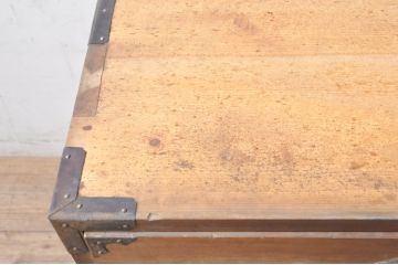 和製アンティーク　前面桐材　立派な金具が目を惹く二本松箪笥ローチェスト(テレビ台、収納タンス、衣装箪笥、和たんす、時代箪笥、引き出し)(R-071143)