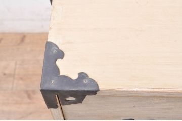 和製アンティーク　特注!!　上手物!!　桐紋金具　上品な佇まいと金具の立派な総桐二本松箪笥ローチェスト(テレビ台、ローボード、収納箪笥、和タンス、総桐たんす、総桐箪笥、時代箪笥、引き出し)(R-071164)