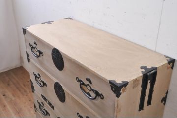 和製アンティーク　特注!!　上手物!!　桐紋金具　上品な佇まいと金具の立派な二段重ね総桐二本松箪笥(重ね箪笥、収納箪笥、衣装箪笥、和タンス、総桐たんす、総桐箪笥、時代箪笥、引き出し)(R-071166)