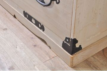 和製アンティーク　特注!!　上手物!!　桐紋金具　上品な佇まいと金具の立派な二段重ね総桐二本松箪笥(重ね箪笥、収納箪笥、衣装箪笥、和タンス、総桐たんす、総桐箪笥、時代箪笥、引き出し)(R-071166)