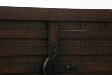 和製アンティーク　江戸期　前面欅(ケヤキ)材と栗材の味わい深い米沢車箪笥(帳場箪笥、和箪笥、収納箪笥、時代箪笥、収納棚、米沢箪笥)(R-071169)