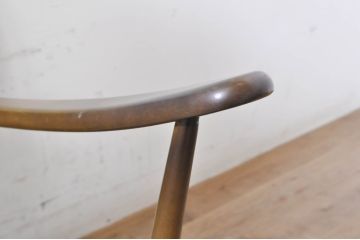イギリスビンテージ　美品　ERCOL(アーコール)　落ち着いた色味の花柄ファブリックが上品な3人掛けソファ(アームソファ、3Pソファ、三人掛け、英国、北欧、ヴィンテージ)(R-071184)