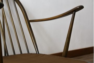 イギリスビンテージ　美品　ERCOL(アーコール)　落ち着いた色味の花柄ファブリックが上品な1人掛けソファ(ラウンジチェア、アームチェア、椅子、1シーターソファ、英国、北欧、ヴィンテージ)(R-071185)