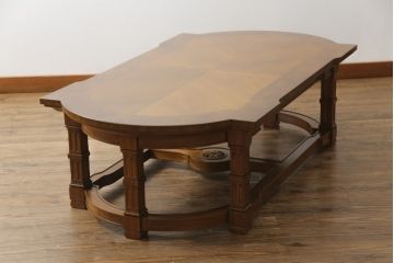中古　DREXEL HERITAGE(ドレクセルヘリテイジ)　FRANCESCA(フランチェスカ)シリーズ　重厚でクラシカルなデザインのローテーブル(カクテルテーブル、センターテーブル、リビングテーブル)(定価約56万円)(R-071186)