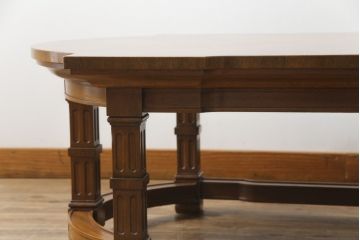 中古　DREXEL HERITAGE(ドレクセルヘリテイジ)　FRANCESCA(フランチェスカ)シリーズ　重厚でクラシカルなデザインのローテーブル(カクテルテーブル、センターテーブル、リビングテーブル)(定価約56万円)(R-071186)