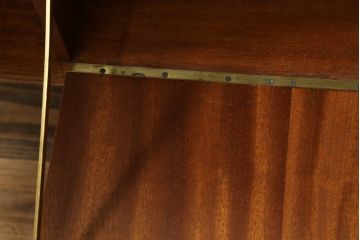 イギリスビンテージ　A.H.McIntosh(マッキントッシュ)社　チーク材　シンプルなデザインと木の温もり感じる色味が魅力のサイドボード(リビングボード、収納棚、戸棚、英国、ヴィンテージ)(R-071193)