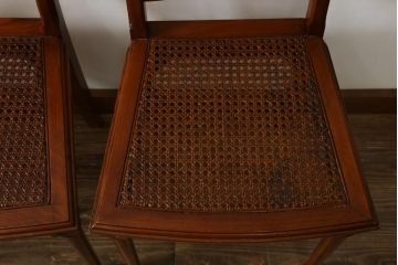 中古　美品　サァラ麻布　笠木の彫りやラタン編みの座面など凝ったデザインが魅力的なダイニングチェア4脚セット(椅子、バラ売り可能)(4脚定価 約80万円)(R-071211)