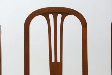 中古　美品　サァラ麻布　笠木の彫りやラタン編みの座面など凝ったデザインが魅力的なダイニングチェア4脚セット(椅子、バラ売り可能)(4脚定価 約80万円)(R-071211)