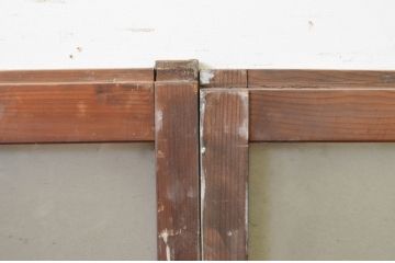 アンティーク建具　ペイント仕上げ限定　レトロな空間作りにおすすめなマス目(升目)格子のペイントガラス窓4枚セット(引き戸、ガラス戸)(R-071231)