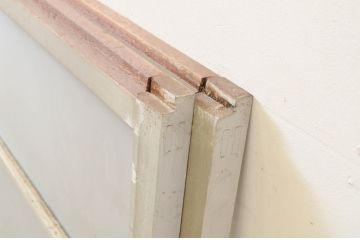 アンティーク建具　ペイント仕上げ限定　インテリアに取り入れやすいシンプルなデザインのペイントガラス窓2枚セット(引き戸、ガラス戸)(R-071233)