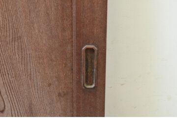 アンティーク建具　総欅(ケヤキ)材　美しい杢目が魅力の板戸窓2枚セット(引き戸)(R-071235)