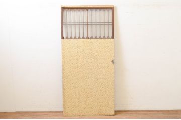 アンティーク建具　杉材　昭和レトロな雰囲気漂う飾り付き引き戸1枚(板戸、ガラス戸、格子戸)(R-071239)