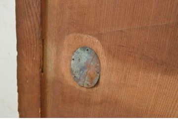アンティーク建具　総欅(ケヤキ)材　経年を感じさせる木味が魅力の板戸窓2枚セット(引き戸)(R-071254)
