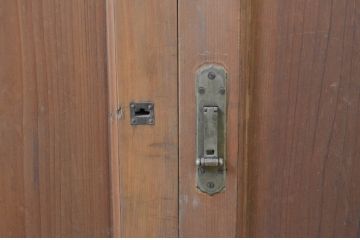 アンティーク建具　杉材　経年を感じさせる木味が魅力の板戸窓2枚セット(引き戸)(R-071255)