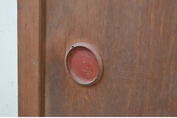 アンティーク建具　杉(スギ)材　どこか懐かしい雰囲気漂う板戸窓2枚セット(引き戸)(R-071261)