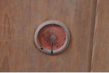 アンティーク建具　杉(スギ)材　どこか懐かしい雰囲気漂う板戸窓2枚セット(引き戸)(R-071261)