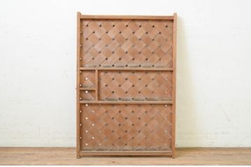 アンティーク建具　編み目が素敵な古い茶室の網代扉1枚(ドア、引き戸、くぐり戸、潜戸、潜り戸、編み戸)(R-071264)