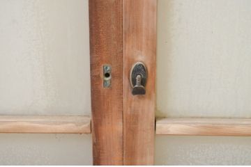 アンティーク建具　大正ロマン　どこか懐かしい雰囲気漂うガラス窓2枚セット(引き戸、ガラス戸)(R-071270)