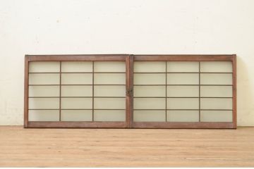 ビンテージ建具　レトロな空間を演出する格子入りガラス窓2枚セット(引き戸、格子戸、ガラス戸、ガラス入り障子戸、ヴィンテージ)(R-071275)