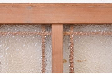 アンティーク建具　趣のある和の空間を演出する格子入り横長ガラス窓2枚セット(明かり取り、明り取り、ガラス欄間、ガラス戸)(R-071277)