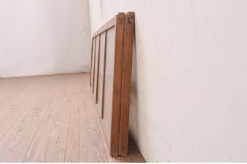 アンティーク建具　趣のある和の空間を演出する格子入り横長ガラス窓2枚セット(明かり取り、明り取り、ガラス欄間、ガラス戸)(R-071277)