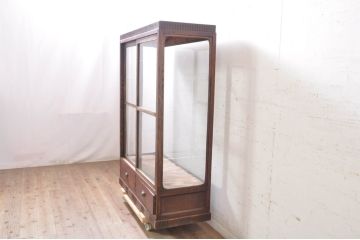 和製アンティーク　大正ロマン　総栗材　ノスタルジックな雰囲気の引き出し付きガラスケース(ショーケース、飾り棚、陳列棚、店舗什器)(R-071291)