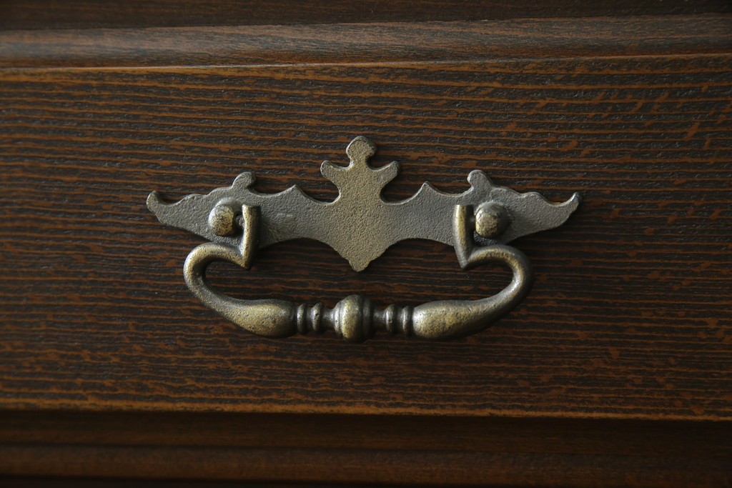 和製ビンテージ　カリモク家具(karimoku)　落ち着いた色味と木目が魅力的な縦型チェスト　(R-071298)