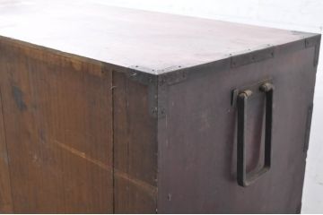 和製アンティーク　総桐材　使い込まれた風合いが味わい深い二段重ね二本松箪笥(重ね箪笥、時代箪笥、和タンス、衣装たんす、整理タンス、収納タンス、引き出し)(R-071300)