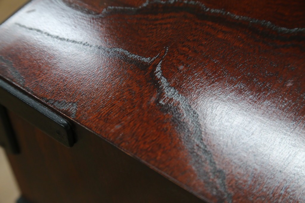 中古　岩谷堂箪笥　菊幸　力強い杢目と重厚感ある金具が魅力の和箪笥　(R-071305)