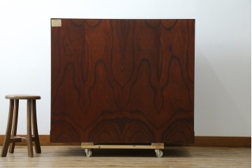 中古　岩谷堂箪笥　菊幸　力強い杢目と重厚感ある金具が魅力の和箪笥　(R-071305)