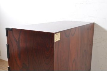 中古　岩谷堂箪笥　菊幸　力強い杢目と重厚感ある金具が魅力の和箪笥(整理箪笥、衣装タンス、収納たんす、引き出し、サイドボード、サイドチェスト)(R-071305)