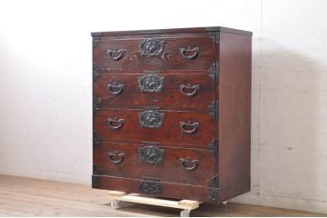中古　岩谷堂箪笥　力強い木目と凝った金具が美しい収納箪笥(引き出し、チェスト、和たんす、衣装箪笥)(R-071306)