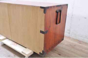 和製アンティーク　総檜(ヒノキ)材　趣溢れる佇まいが目を惹く漆塗りのキレイなローボード(衣装箪笥、収納箪笥、引き出し、テレビ台、テレビボード)(R-071310)