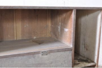 和製アンティーク　古い木味の風合いが魅力的な大きな引き出し付き下駄箱(シューズボックス、靴箱、収納棚、ロッカー、戸棚)(R-071316)