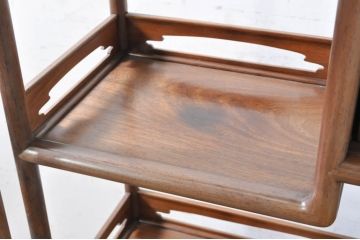 和製ビンテージ　高級品　高村英峰作　総紫檀(シタン)材　シンプルなデザインで取り入れやすい茶棚(収納棚、戸棚、飾り棚、違い棚、ヴィンテージ)(R-071318)