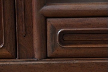 和製ビンテージ　高級品　高村英峰作　総紫檀(シタン)材　シンプルなデザインで取り入れやすい茶棚　(R-071318)