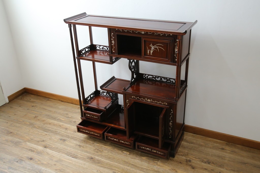 和製アンティーク　高級品!!　花梨(カリン)材　螺鈿(ラデン)　象嵌入り　上質な和の空間作りにおすすめの茶棚　(R-071319)