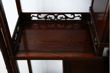 和製アンティーク　高級品!!　花梨(カリン)材　螺鈿(ラデン)　象嵌入り　上質な和の空間作りにおすすめの茶棚　(R-071319)