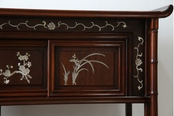 和製アンティーク　高級品!!　花梨(カリン)材　螺鈿(ラデン)　象嵌入り　上質な和の空間作りにおすすめの茶棚　(R-071319)