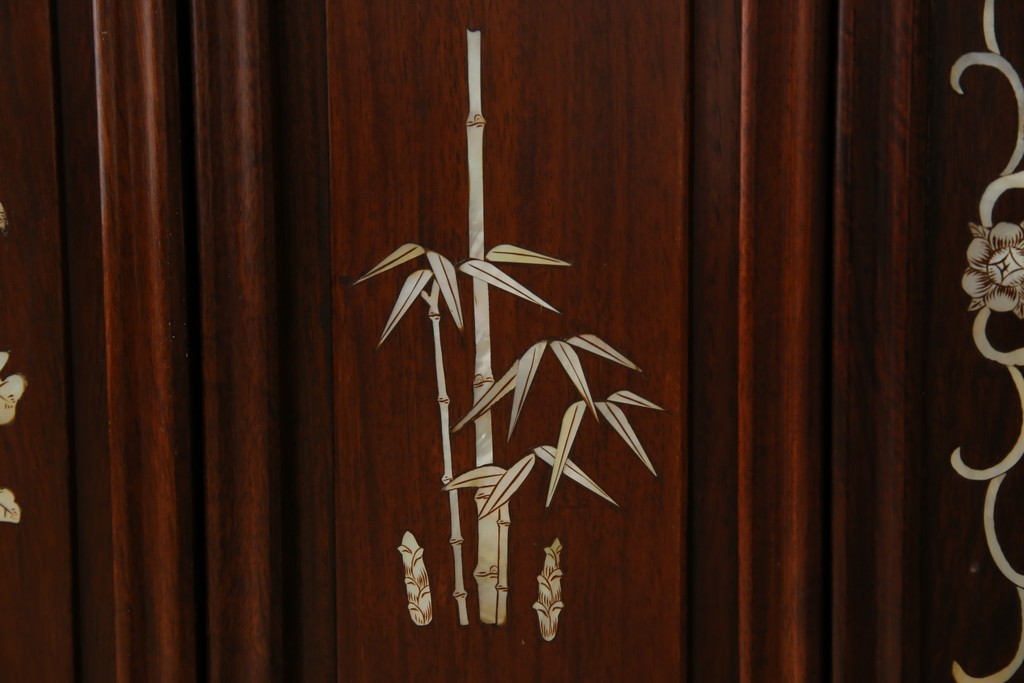 和製アンティーク　高級品!!　花梨(カリン)材　螺鈿(ラデン)　象嵌入り　上質な和の空間作りにおすすめの茶棚　(R-071319)